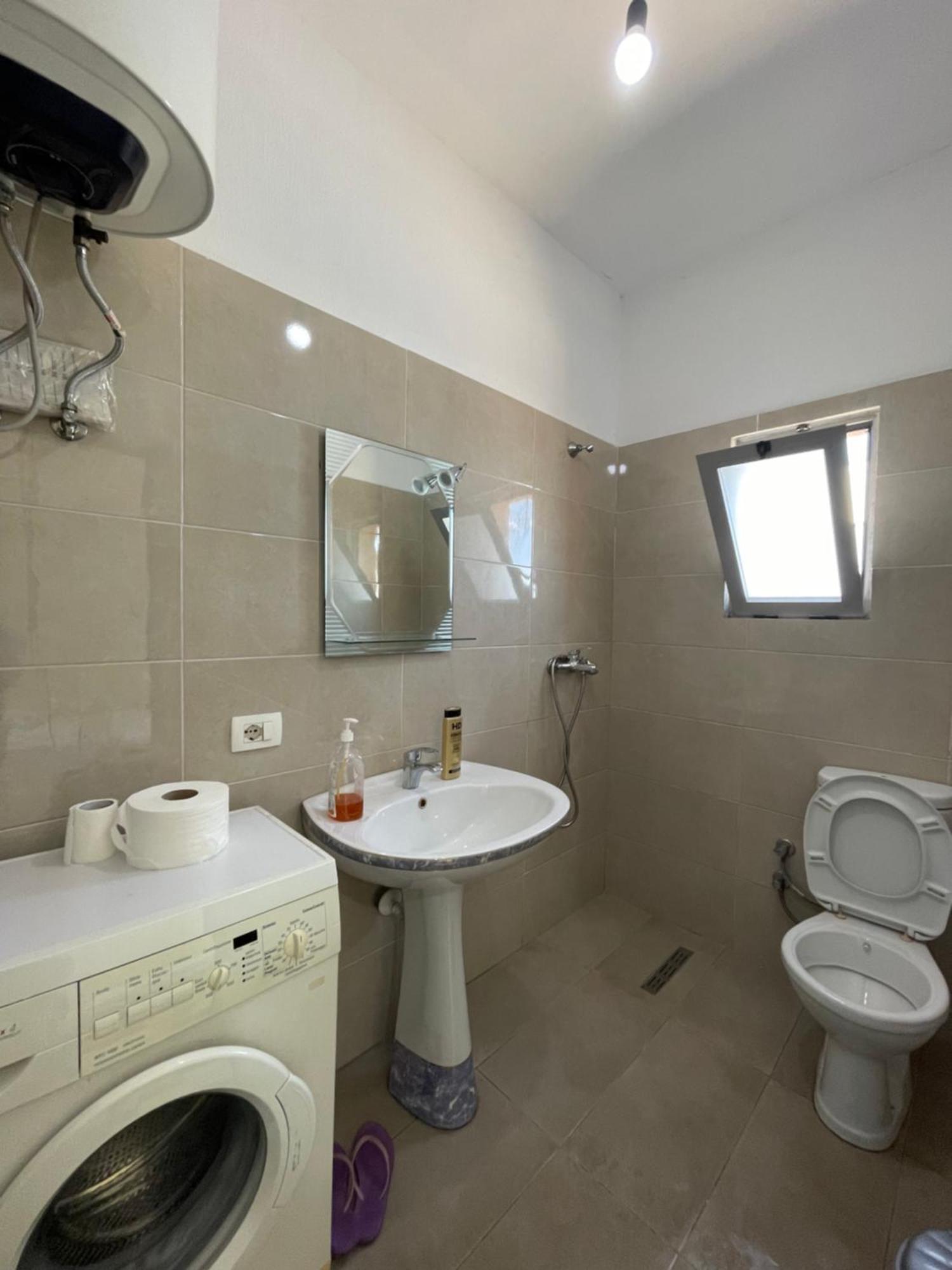 Appartement Bajovah & Restaurant Tirana
