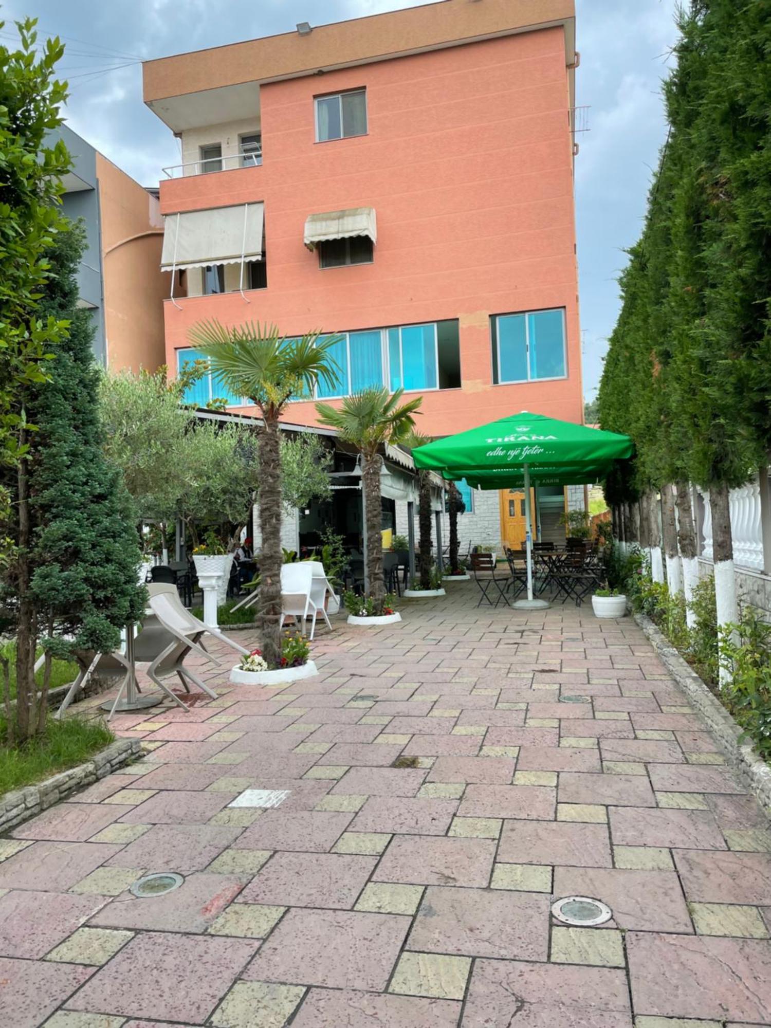 Bajovah & Restaurant Tirana